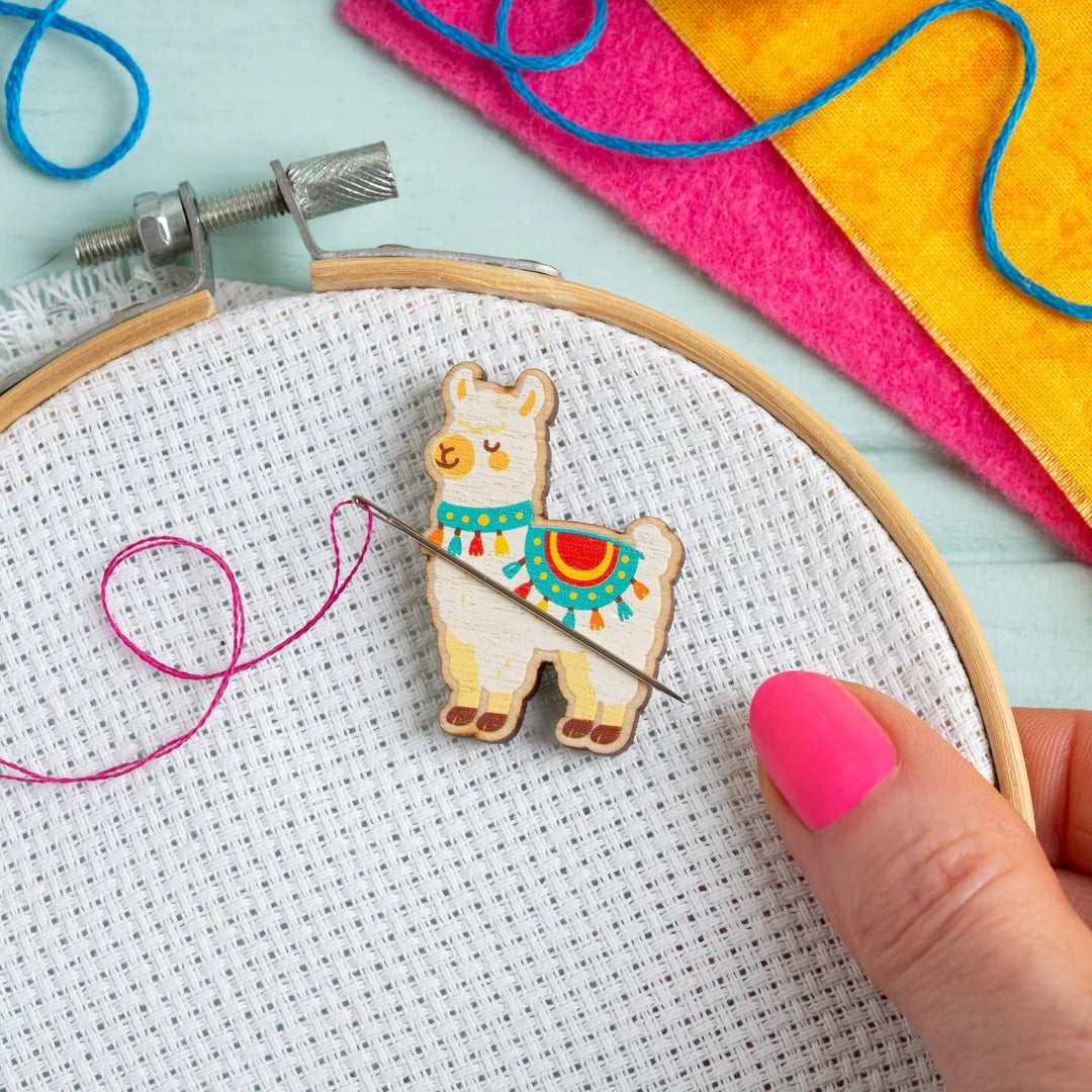 Wooden Alpaca Needle Minder