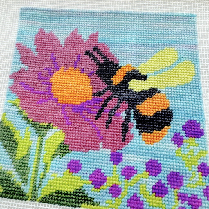 Modern Needlepoint Kit - Bee & Bloom