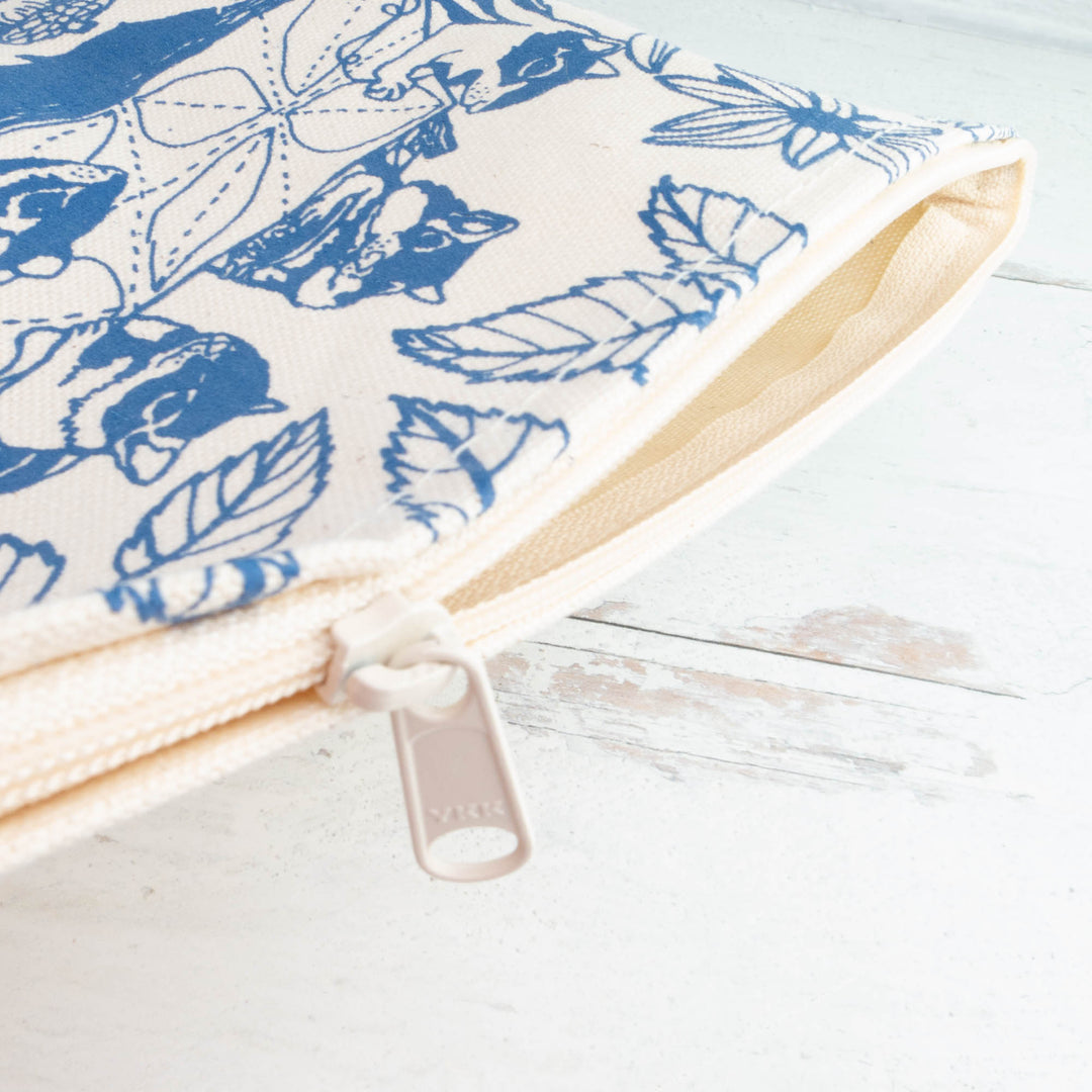 Quilting Chippies Zippered Project Bag