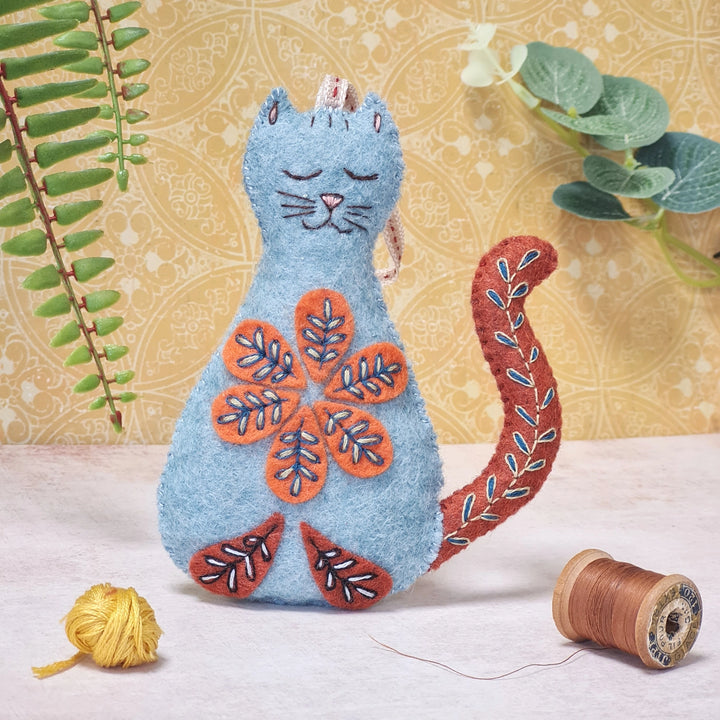 Folk Cat Felt Embroidery Craft Kit