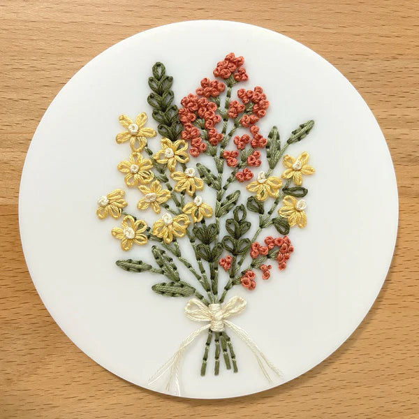 Daisy Bouquet Wooden Disk Embroidery Kit