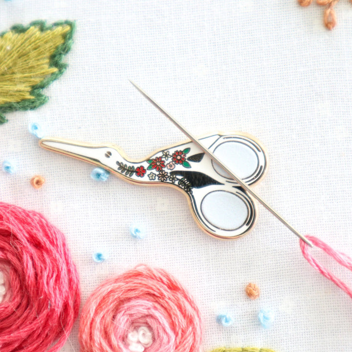 Stork Scissors Enamel Needle Minder