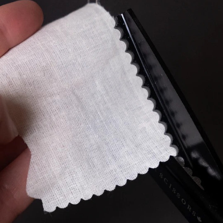 Midnight Lightweight Scalloped Pinking Shears