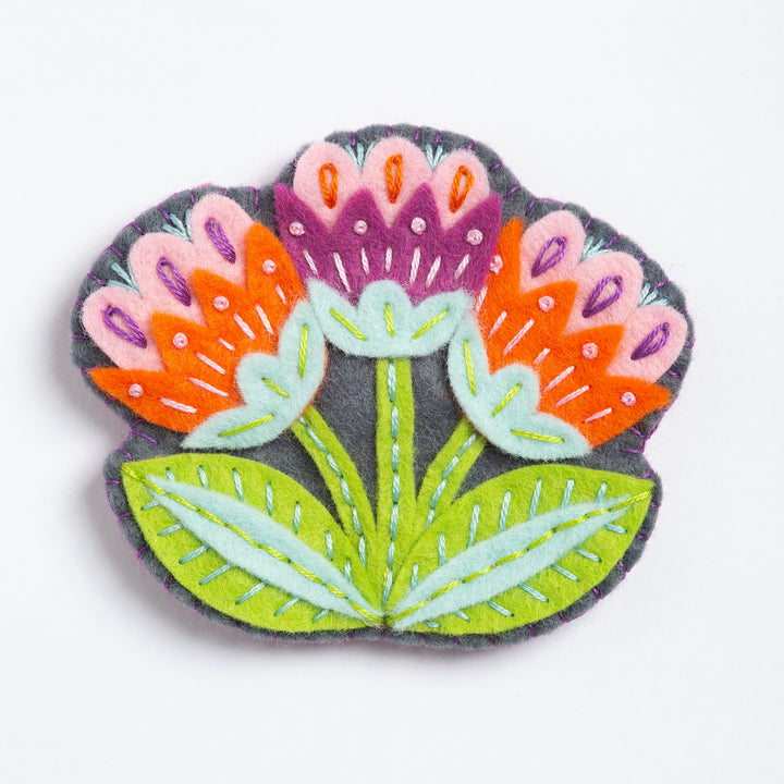 Marianne Felt Flower Embroidery Brooch Kit