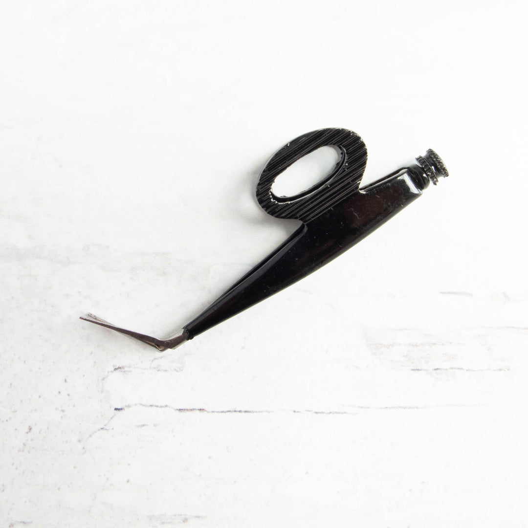 Small Angle Tip Thread Snips