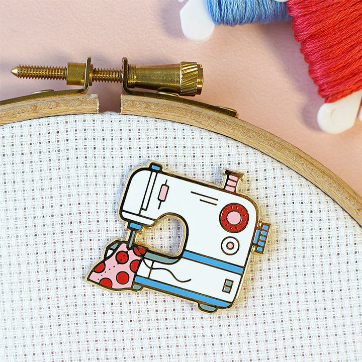 Magnetic Enamel Needle Minder - White Sewing Machine