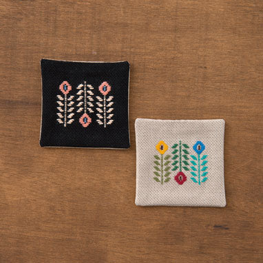 Kogin Sashiko Coaster Kit - Flowers (76) – Snuggly Monkey