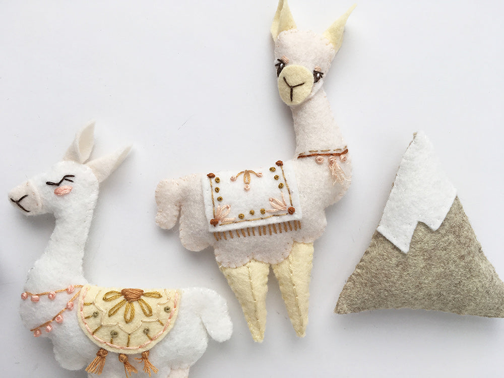 PDF Pattern - Llamas Wool Felt Embroidery Pattern