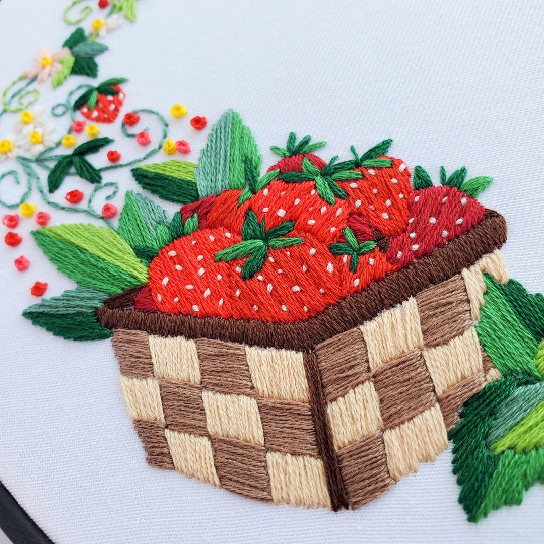 PDF PATTERN - Strawberry Floral Wreath by BeCo Productions