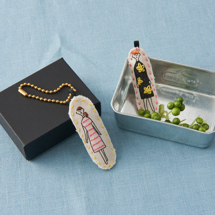 Lecien 100 Ladies (Ne-San) Embroidery Sampler