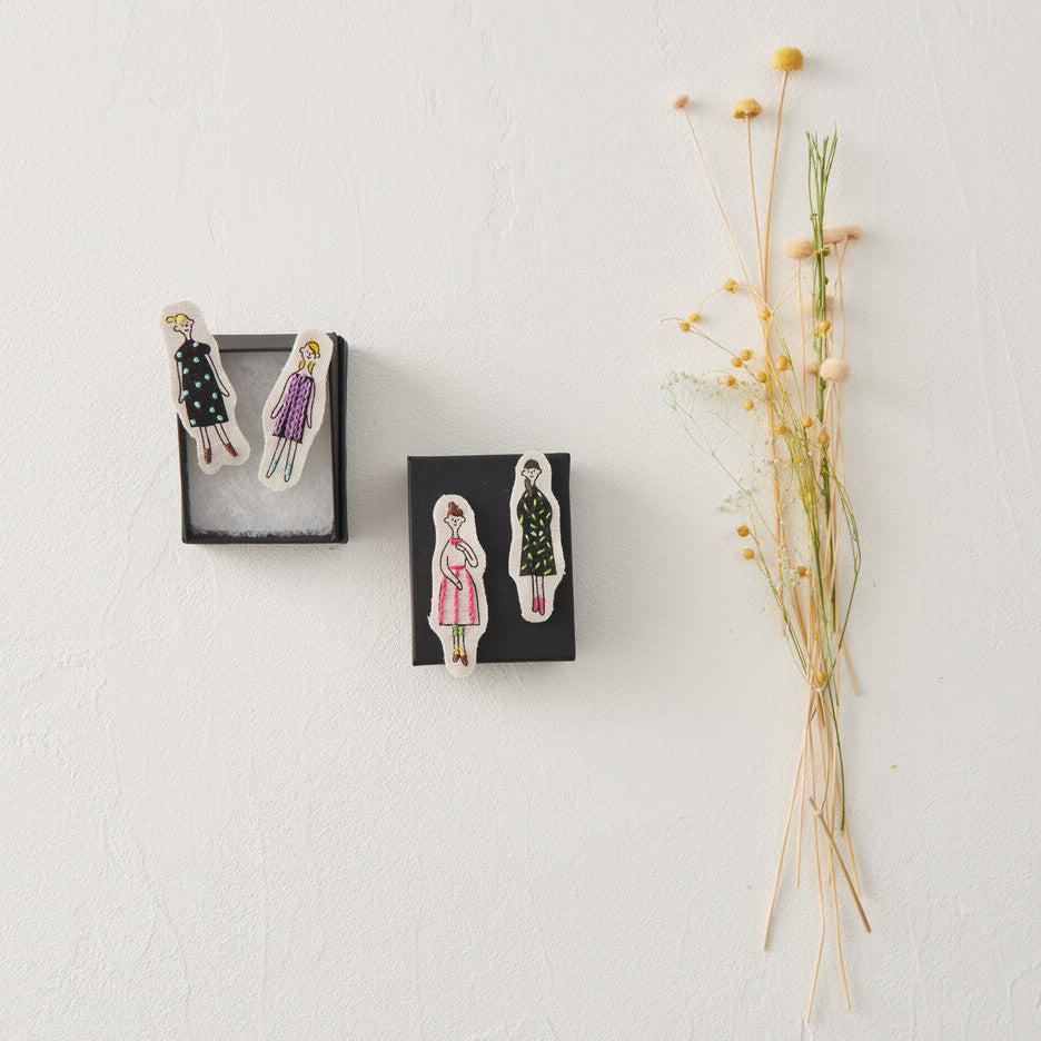 Lecien 100 Ladies (Ne-San) Embroidery Sampler