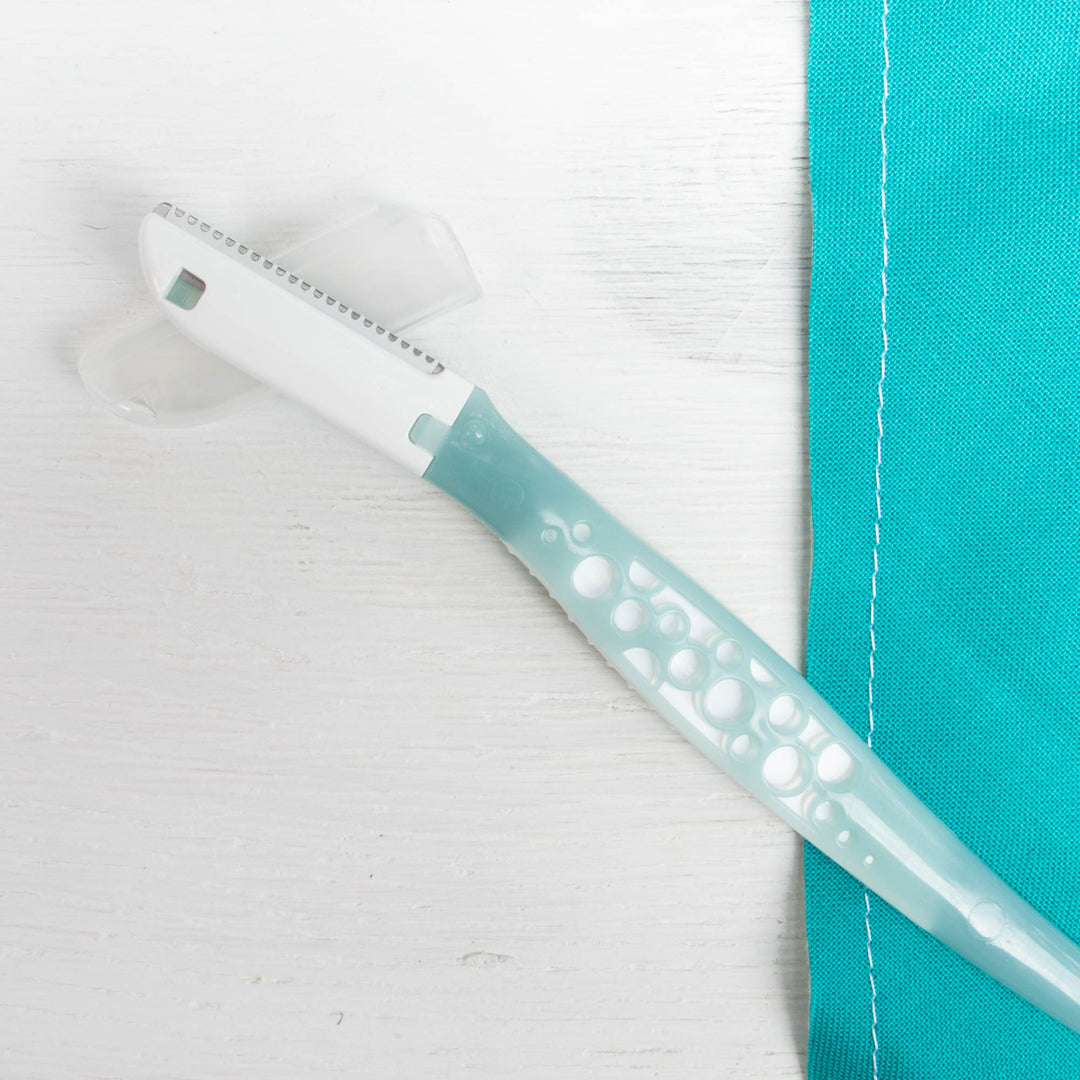 KAI Seam Ripper Notions - Snuggly Monkey