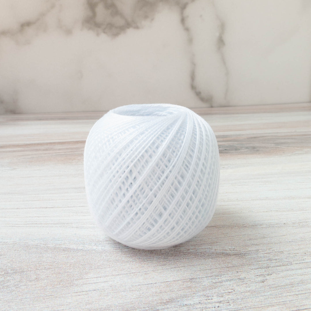 Olympus Thin Sashiko Thread - White (#201)