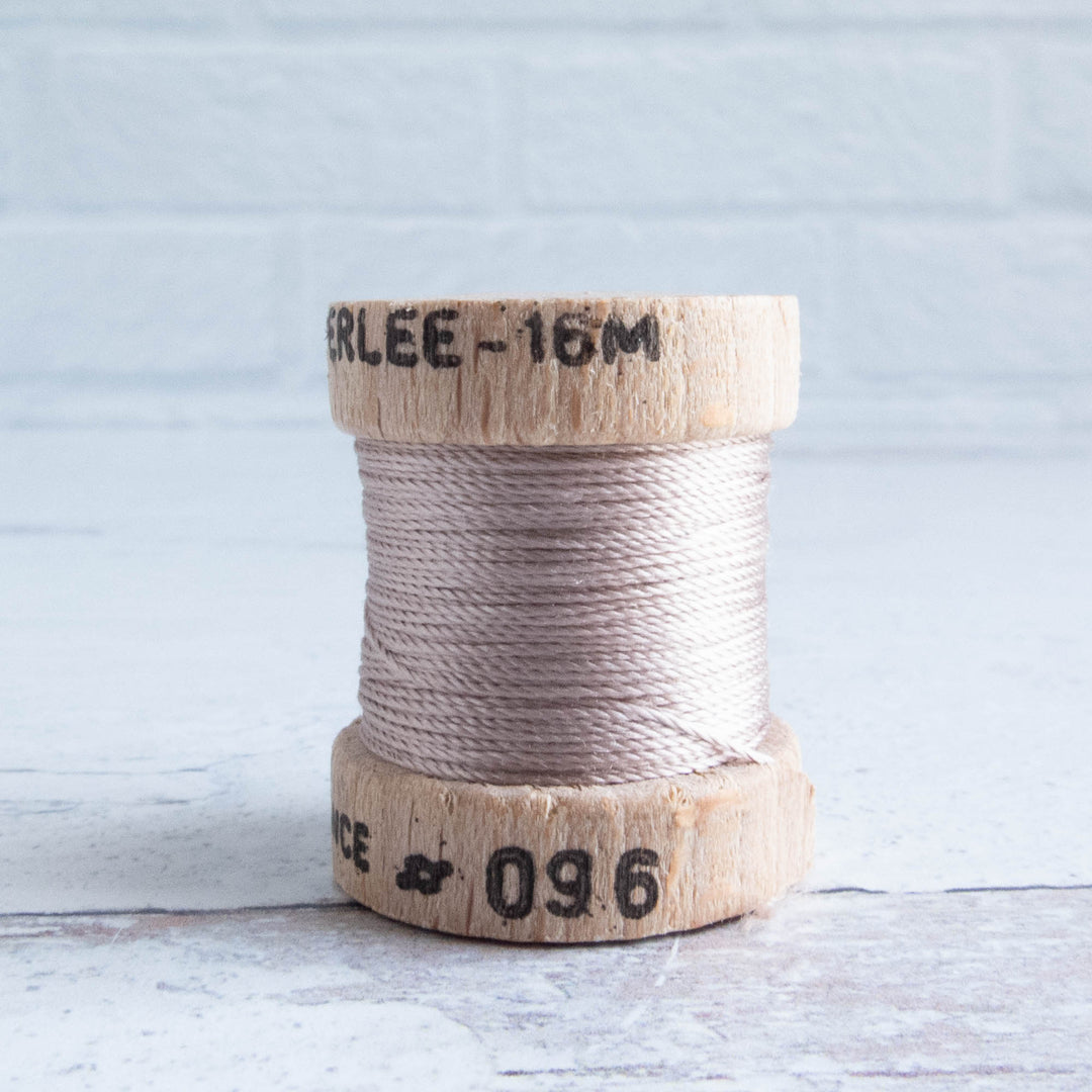 Soie Perlée Silk Thread - Beige (096)