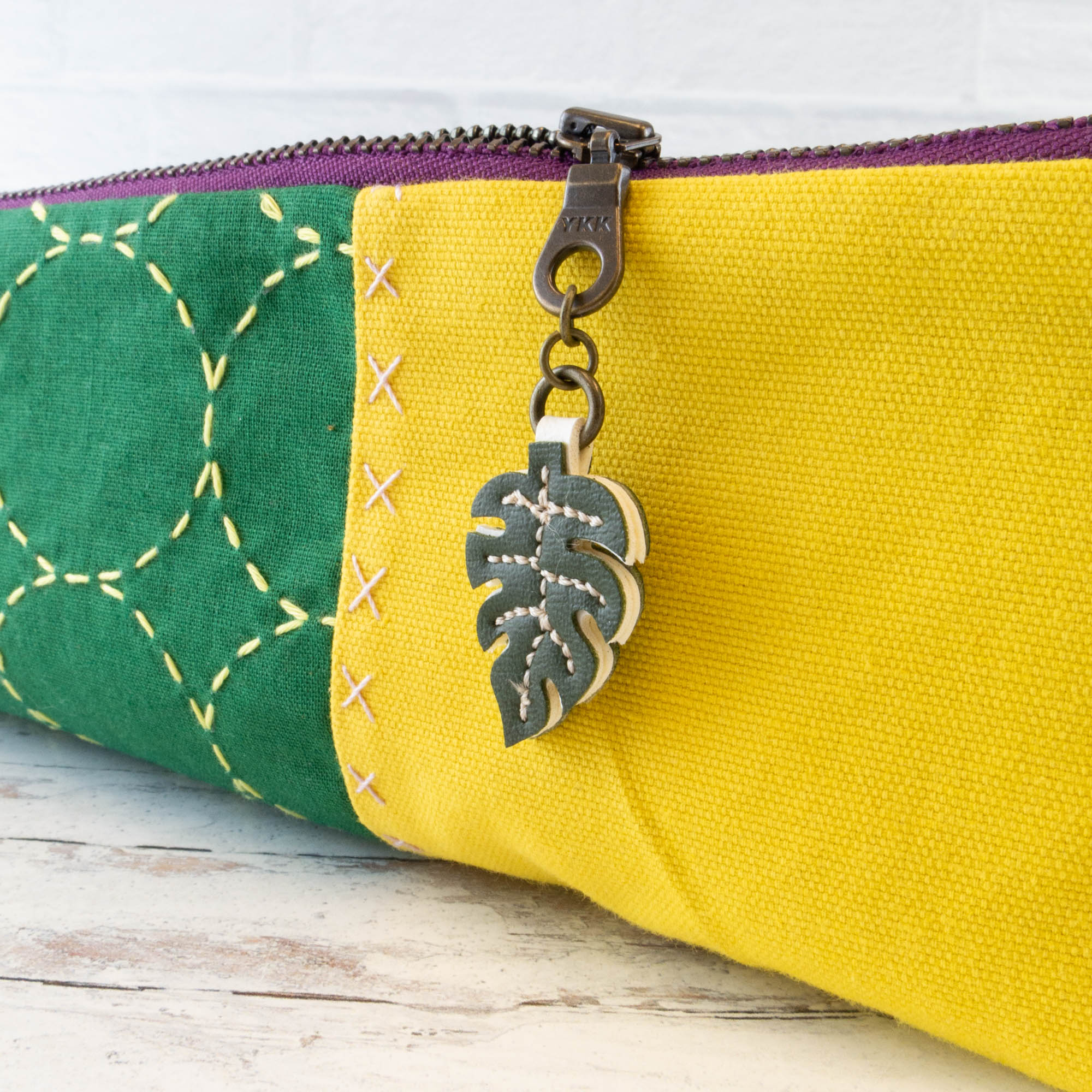 Synthetic Leather Zipper Pull - Monstera – Snuggly Monkey