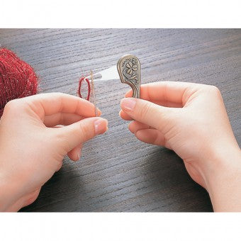 Needle Threaders – Snuggly Monkey