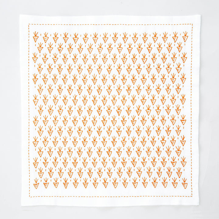 Hitomezashi Sashiko Stitching Sampler - Carrot (1092)