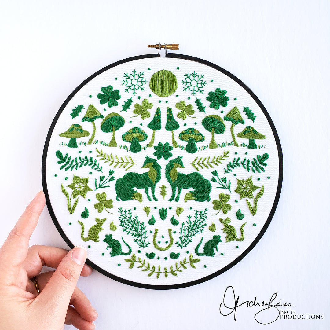 PDF PATTERN - Monochromatic Folk Art Series - March