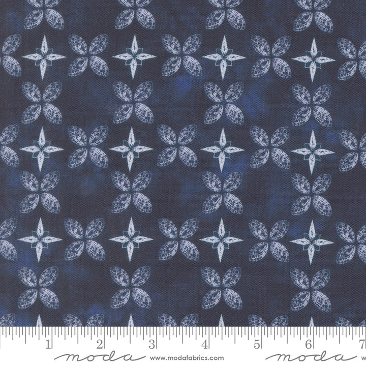 Debbie Maddy Winter Chill - Midnight Stars & Petals (48106 13)