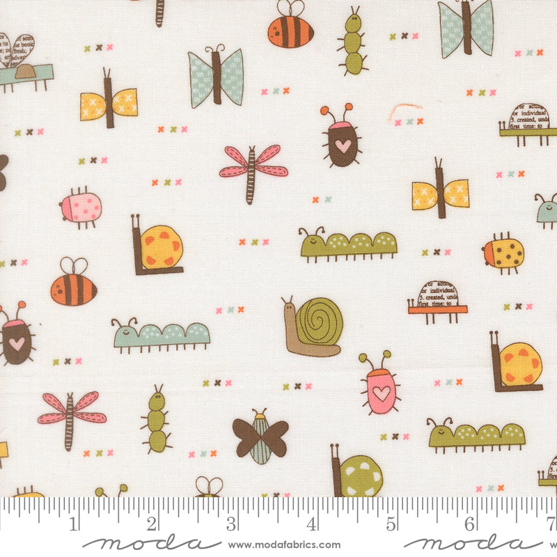 Sweetwater BUG COLLECTOR Cotton Fabric - Bugs on White (M5573111)
