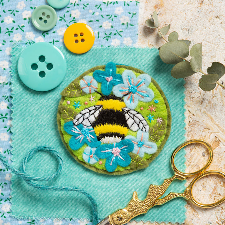 Bumblebee Felt Embroidery Brooch Kit