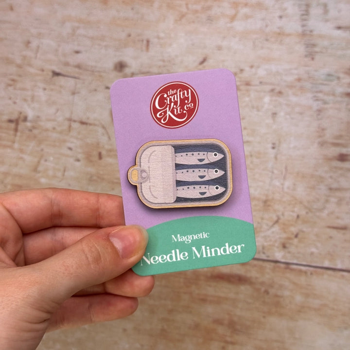 Sardines Wooden Magnetic Needle Minder