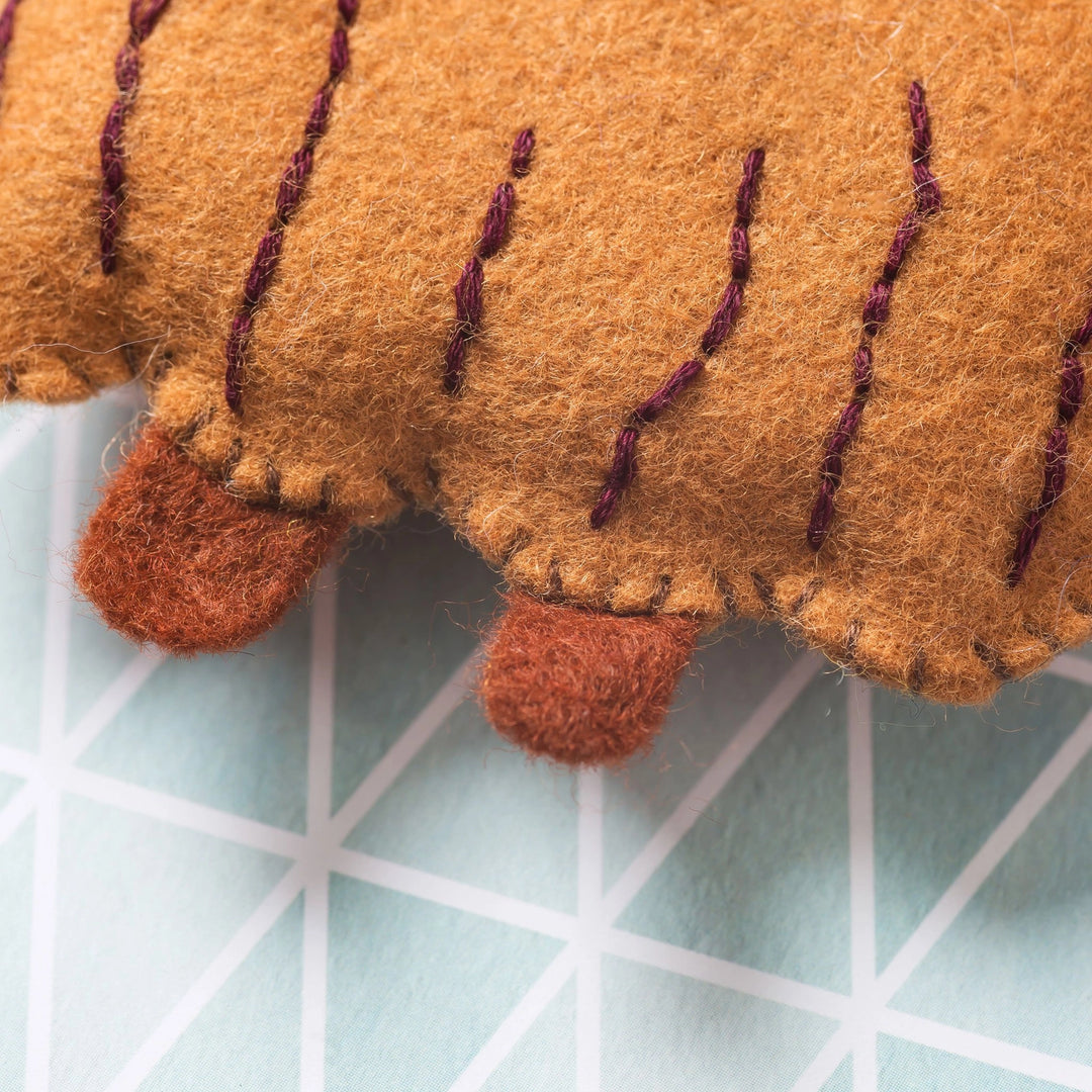 Highland Cow Felt Embroidery Craft Kit