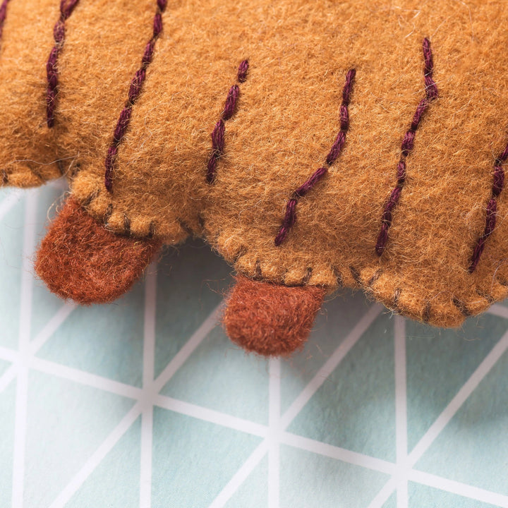 Highland Cow Felt Embroidery Craft Kit