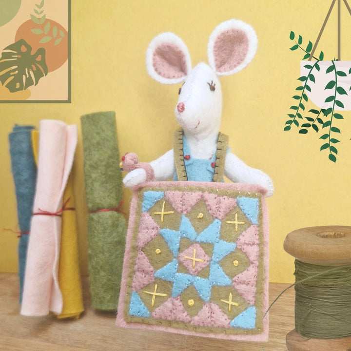 Little Mouse Makes a Quilt Wool Felt Embroidery Kit