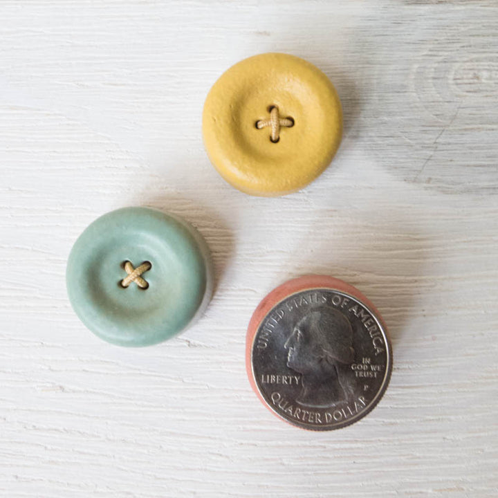 Shigaraki Ware Button Magnetic Needle Rest