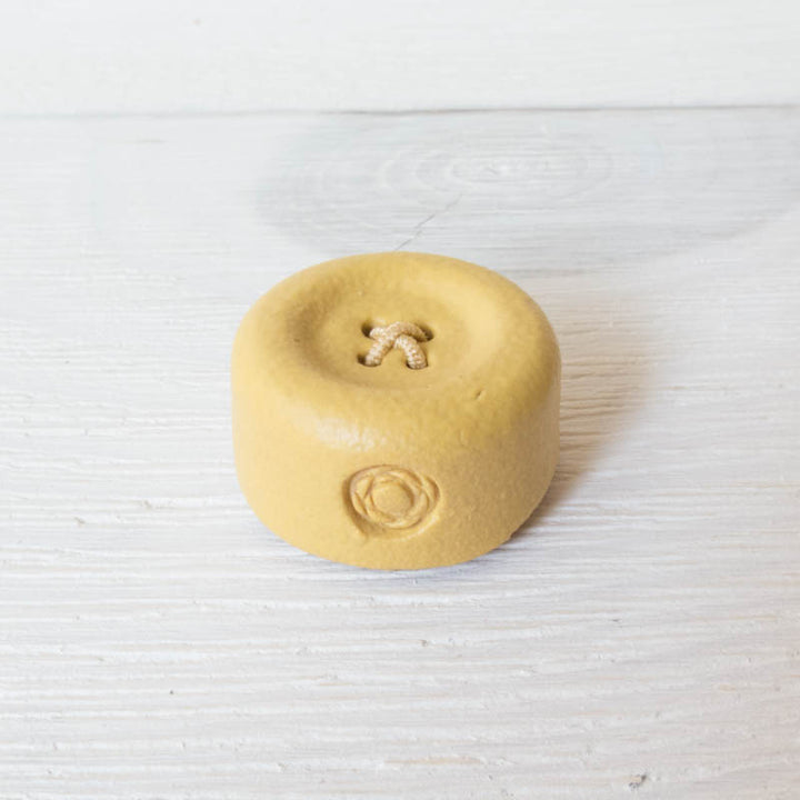 Shigaraki Ware Button Magnetic Needle Rest