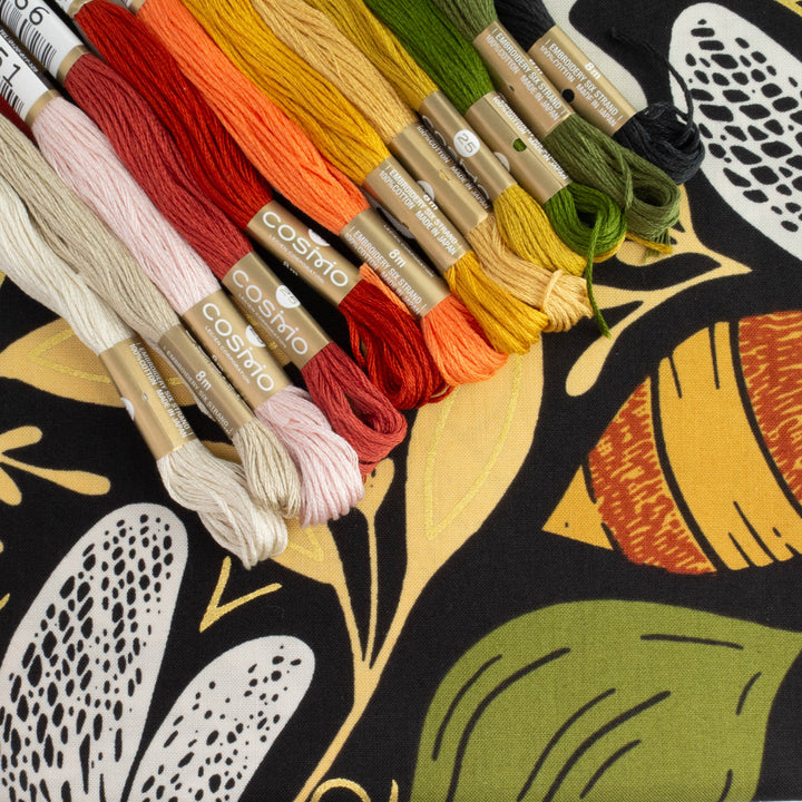Gingiber Bee Garden Panel (2 Colorways Available)