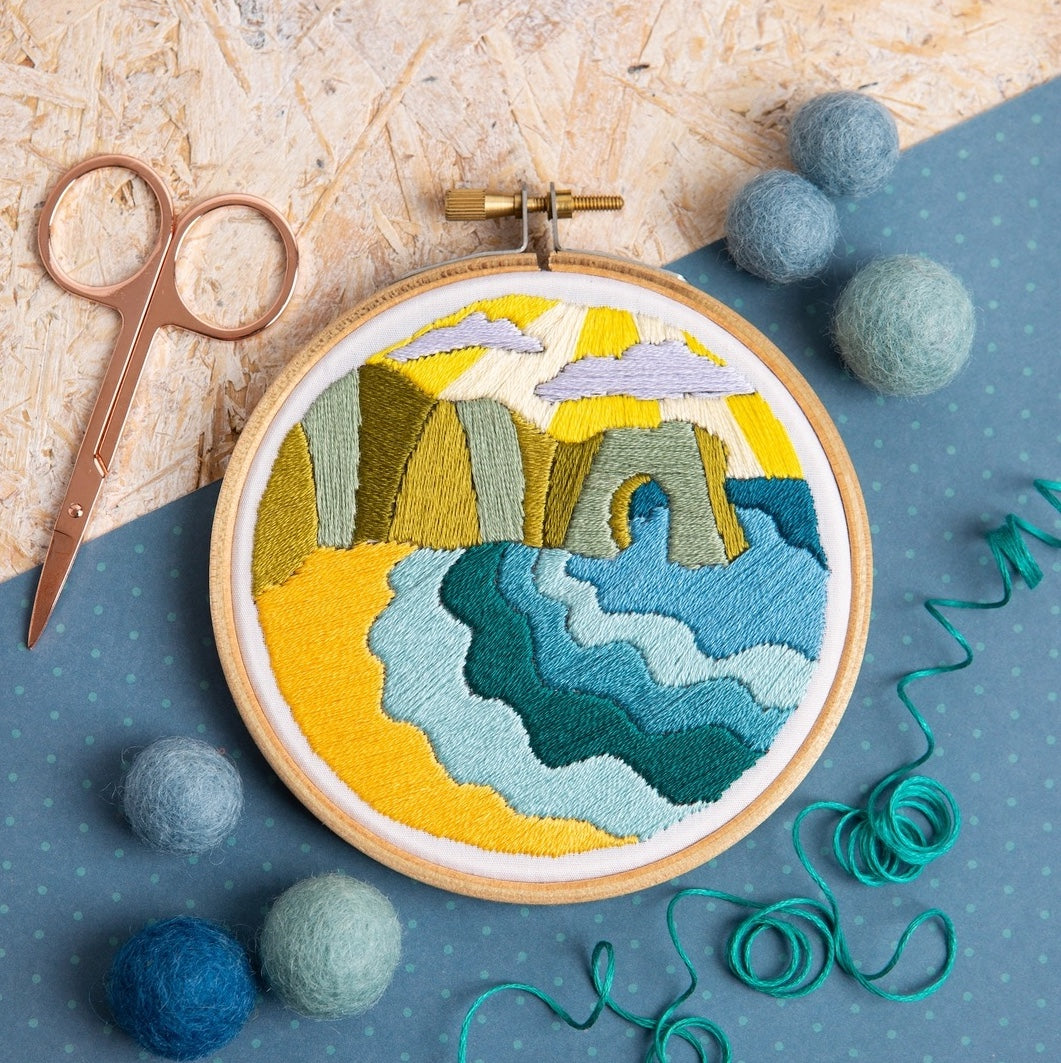 Dorset Days Mini Embroidery Kit