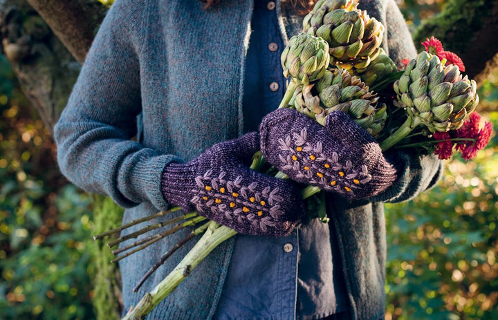 Embroidery on Knits Book by Judit Gummlich
