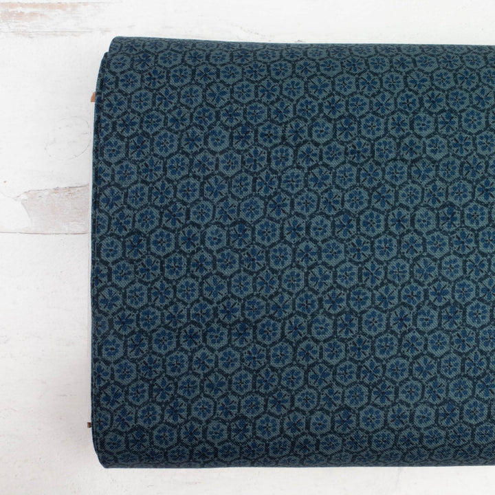 Nara Homespun :: Floral Hexies Indigo (NHS2D12)
