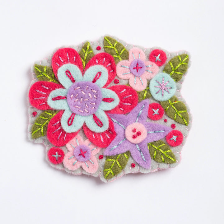 Gertrude Flower Felt Embroidery Brooch Kit