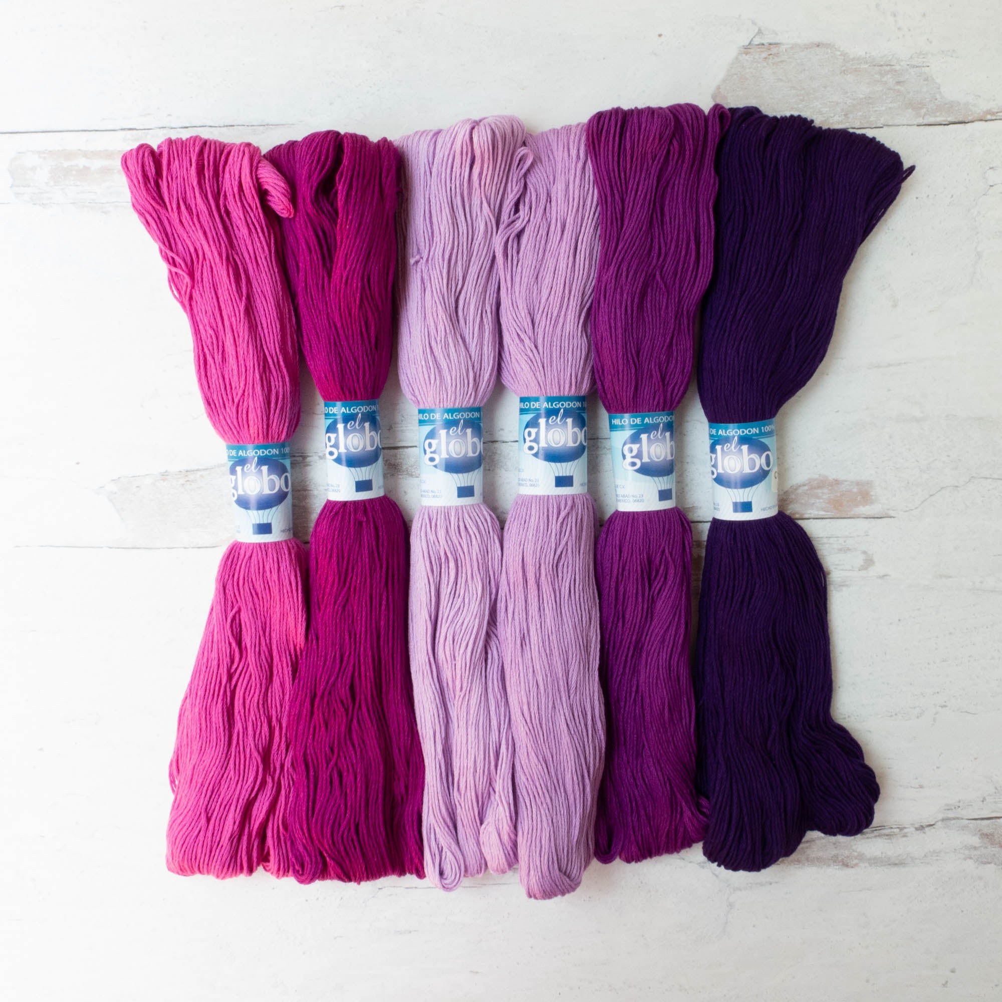 Hilo Vela El Globo Embroidery Thread - Purples – Snuggly Monkey