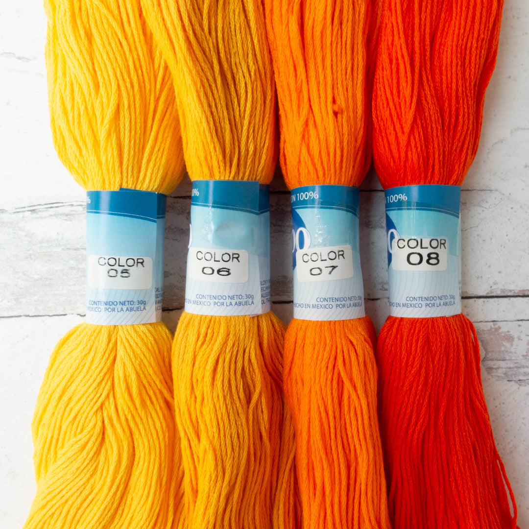 Hilo Vela El Globo Embroidery Thread - Orange