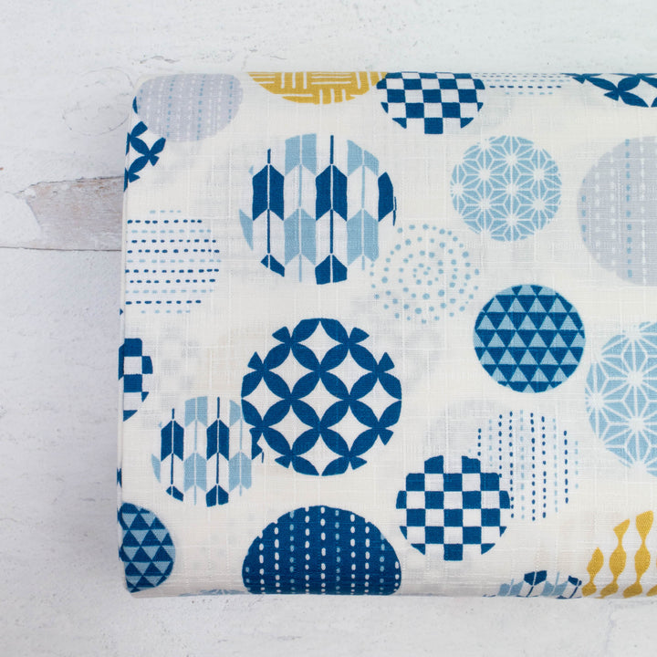Japanese Cotton Dobby Fabric - Wagara Circles with Sashiko on White (AP1081A)