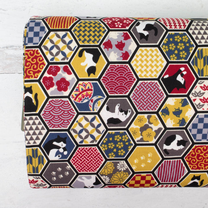 Japanese Cotton Fabric - Japanese Patterns & Cats in Hexies on Black (COS-9022D)