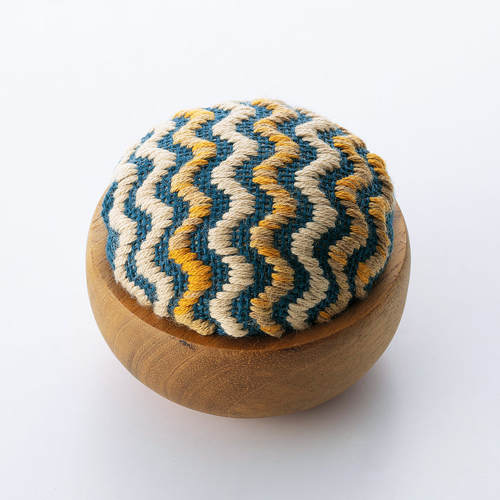 Kogin Sashiko Wooden Pincushion Kit - Squiggles (89)