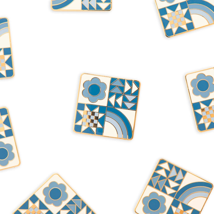 Magnetic Enamel Needle Minder - Quilt Block