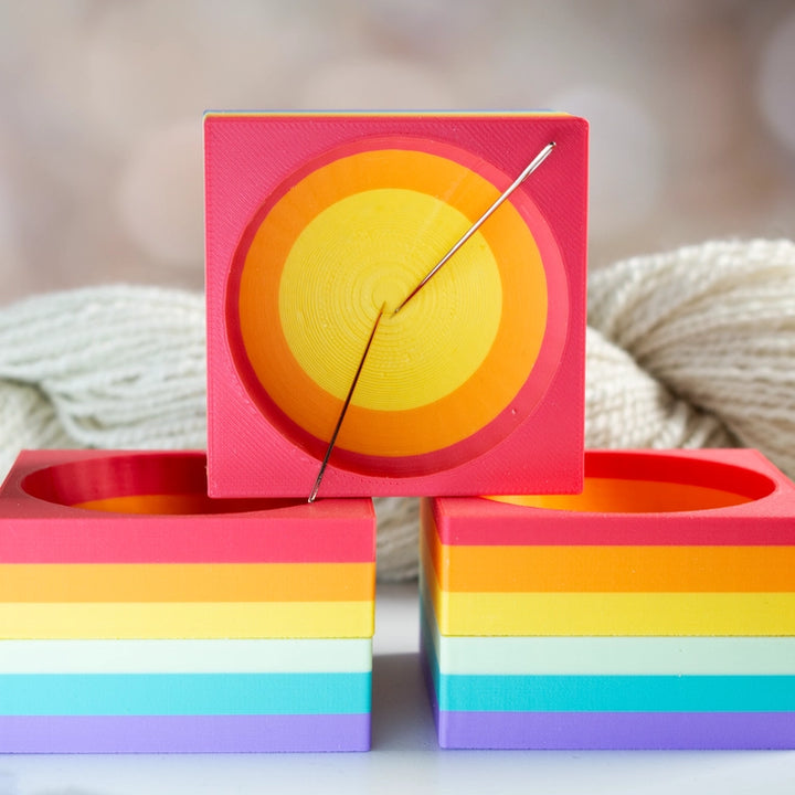 Magnetic Rainbow Pin Bowl