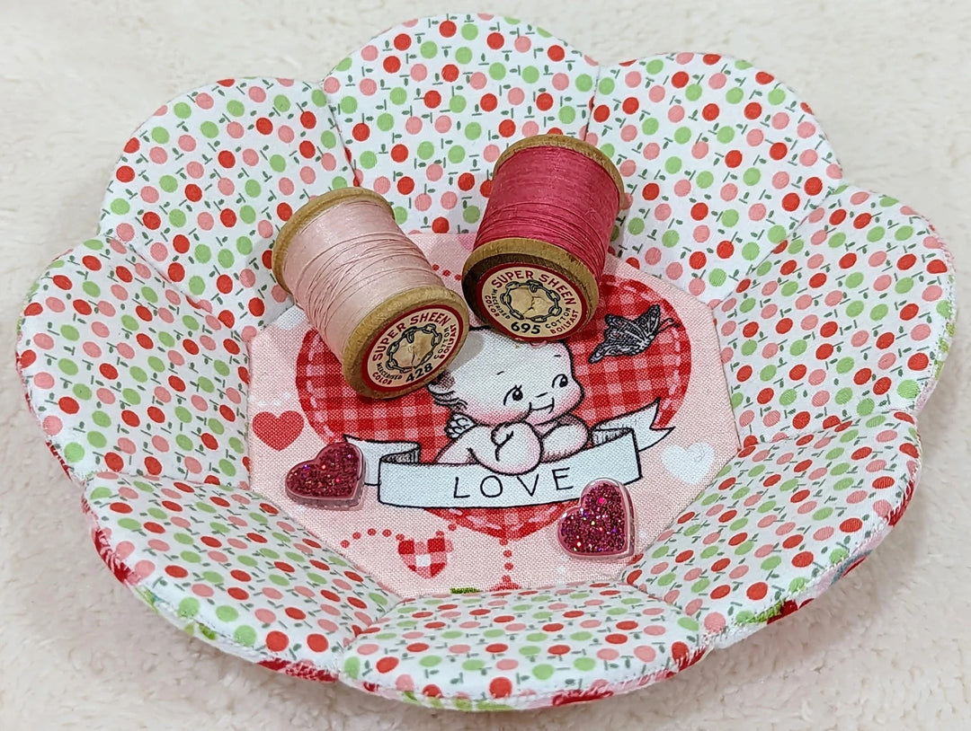 English Paper Piecing Bowls Pattern - The Pretty Little Fabric Bowl