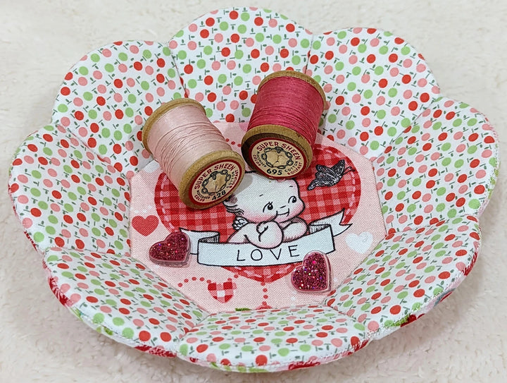 English Paper Piecing Bowls Pattern - The Pretty Little Fabric Bowl