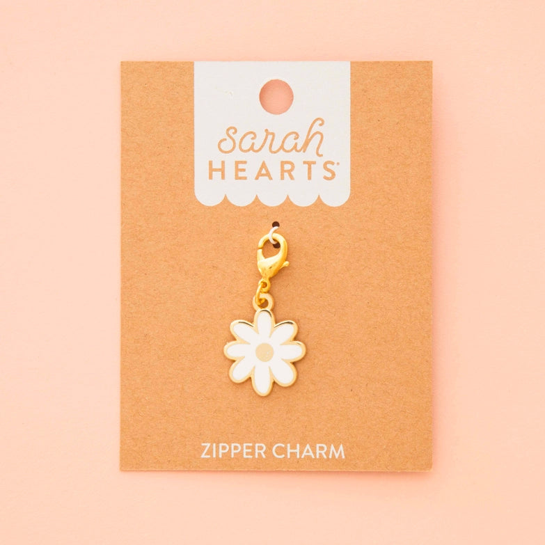 Daisy Zipper Charm
