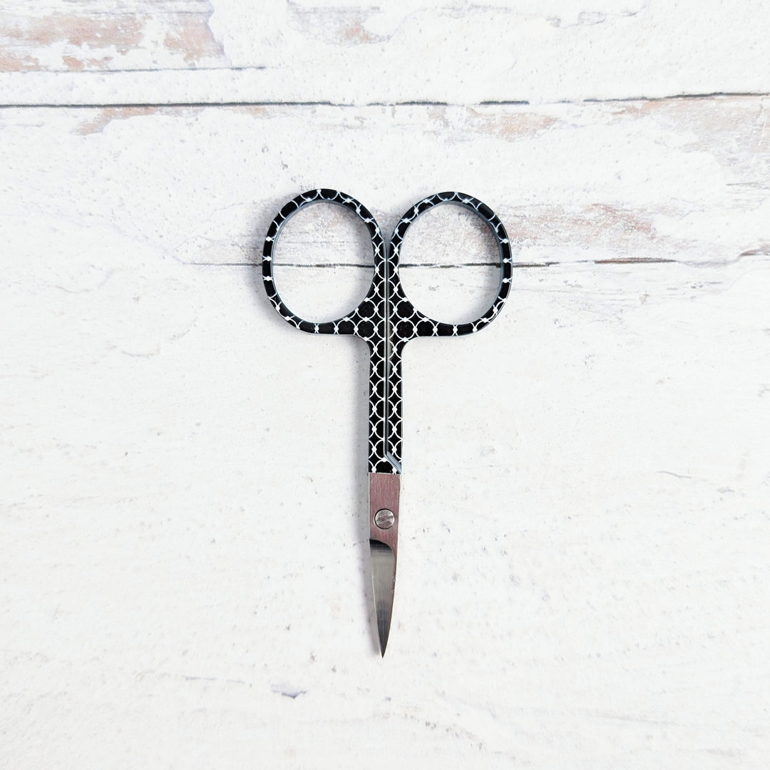 Black and White Linked Circles Embroidery Scissors