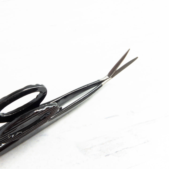 Small Angle Tip Thread Snips