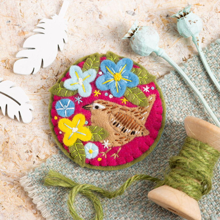 Wren Felt Embroidery Brooch Kit