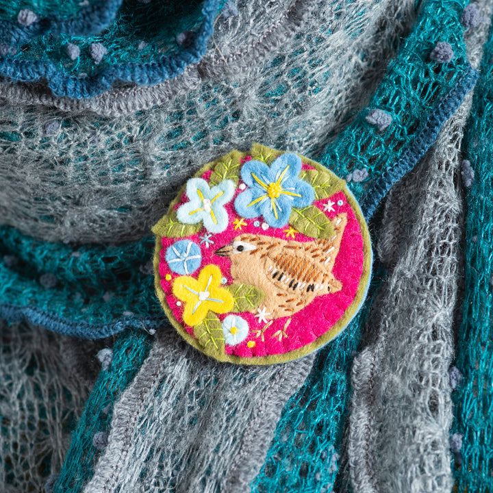 Wren Felt Embroidery Brooch Kit